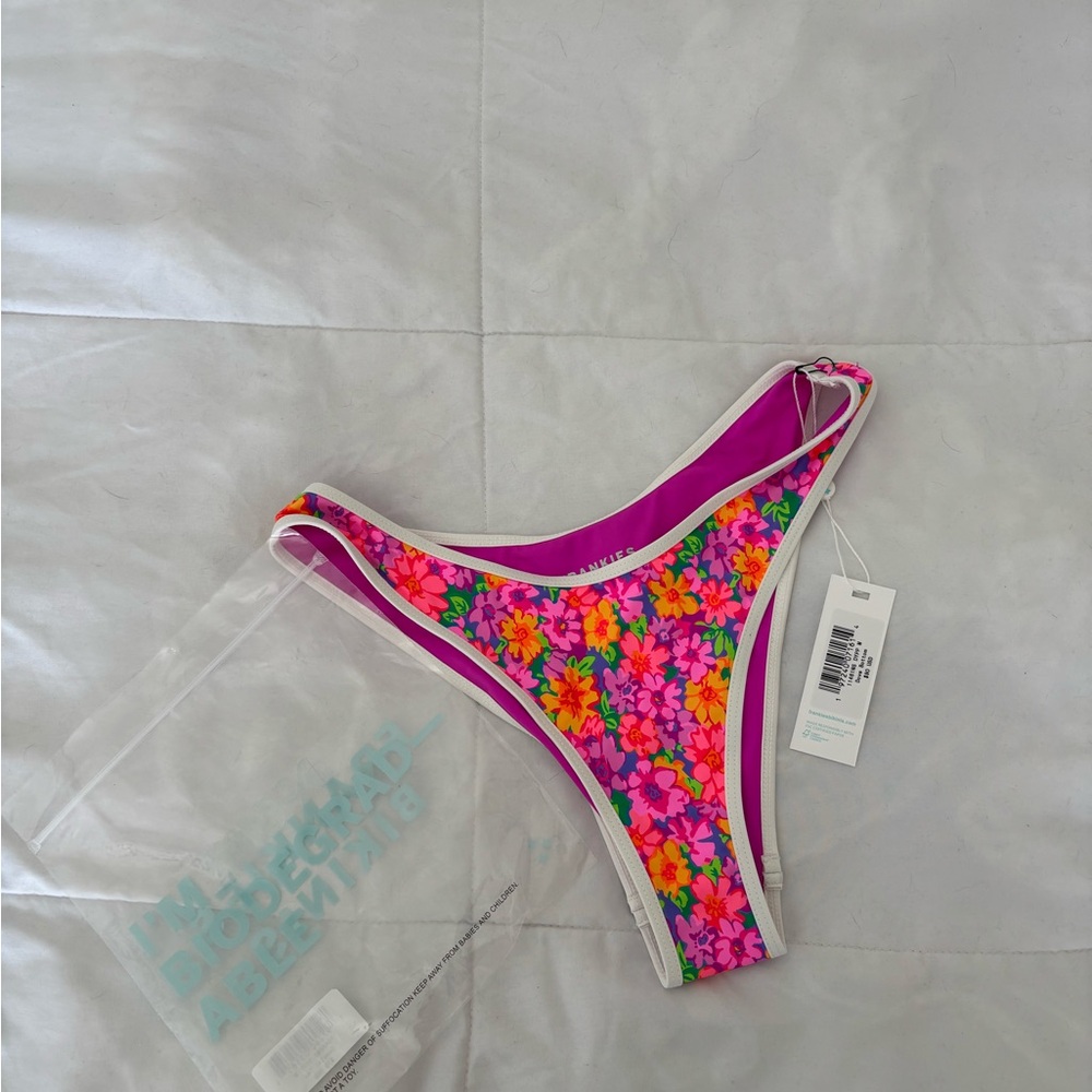Frankie’s Bikini Bottom